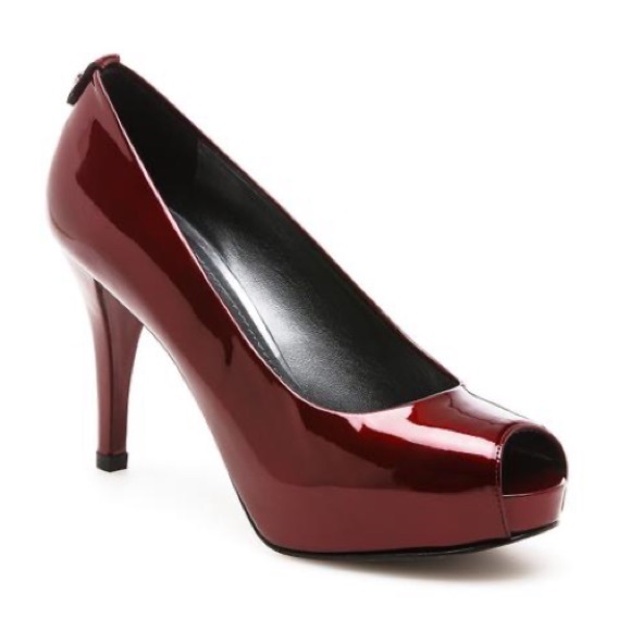 Stuart Weitzman Shoes - Stuart Weitzman Sierra Patent Leather PeepToe Pump